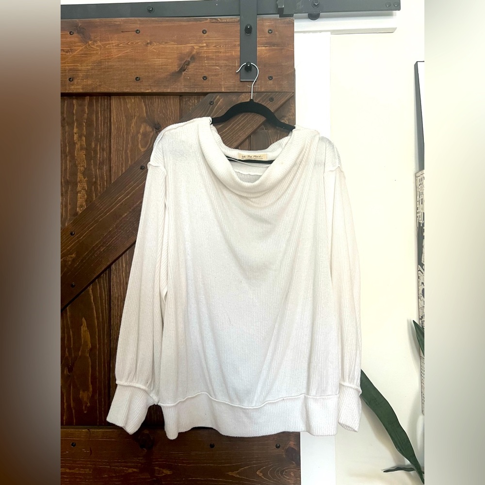 Free People White Cowl Top - SZ Small
